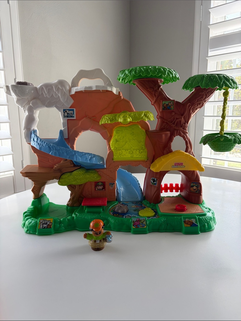 Fisher-Price Little People Animal Sounds Zoo / Zoo Talkers - Picture 11 of 13
